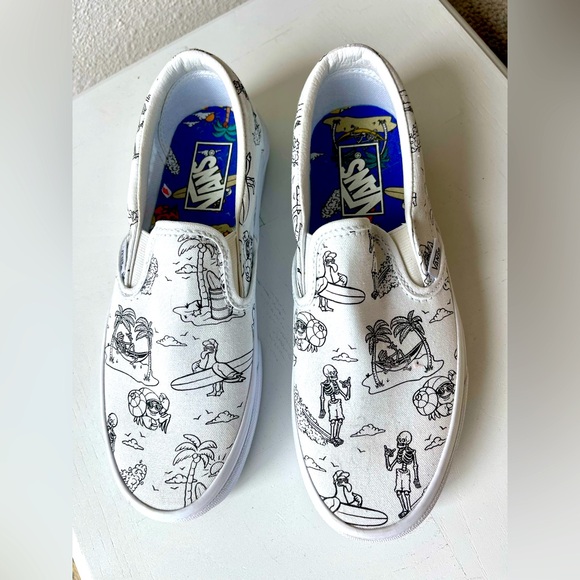 Vans Shoes - Vans Classic Slip-On Low Tide True White Skeleton Skull Beach Surfing Shoes 7.5